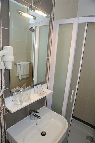 Otel Nova Neum